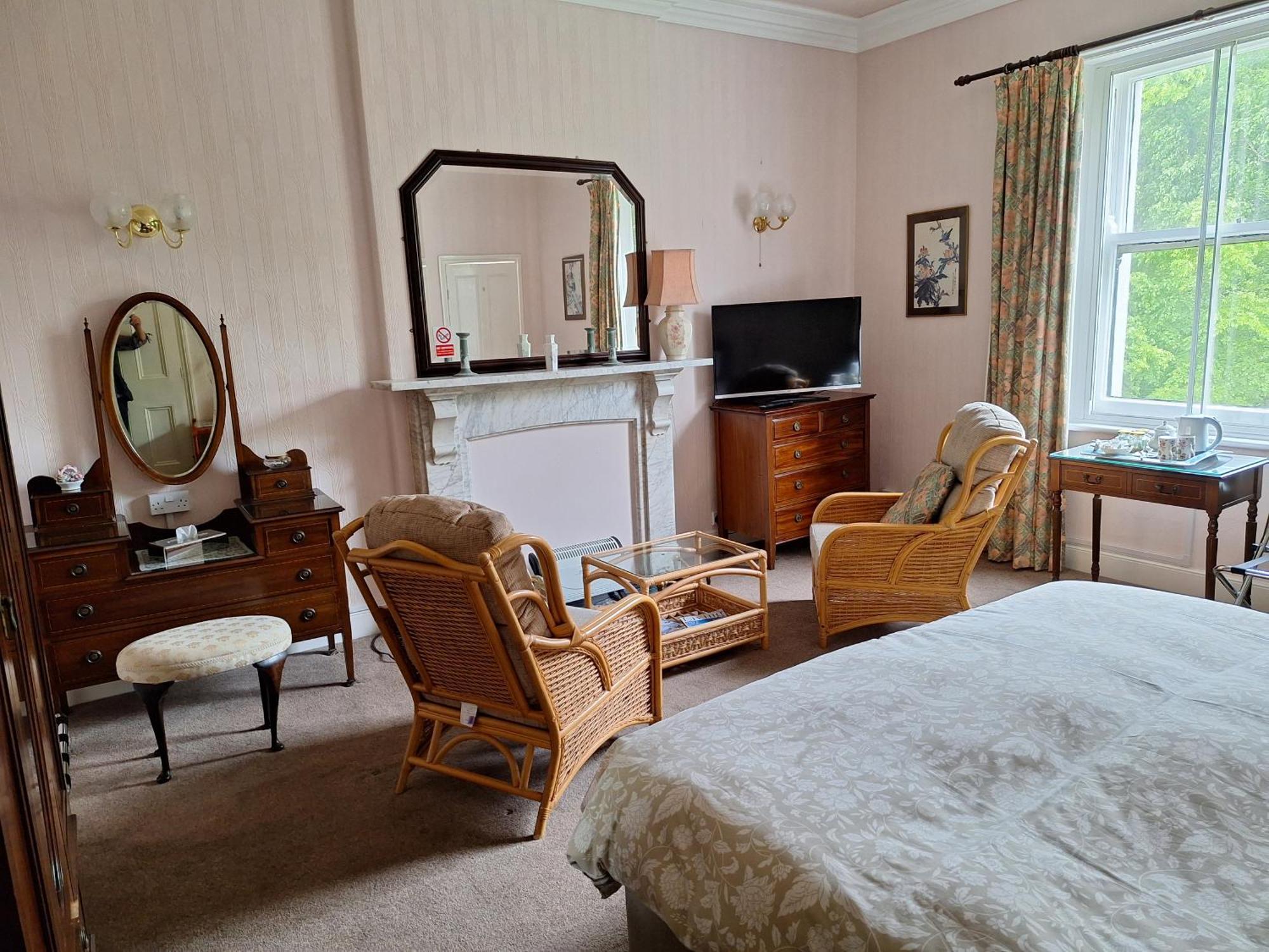 مبيت وإفطار دوزبري Heath House المظهر الخارجي الصورة